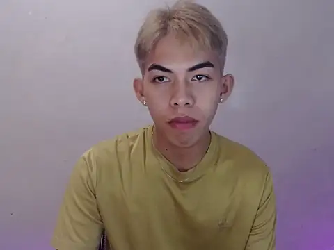 Urhotsilverboy online show from 05.10.26