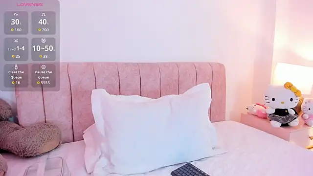 kaathblond  online show from 12.16.25