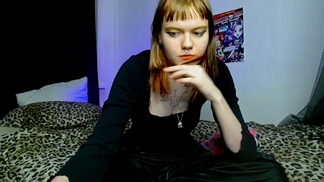 Snapshot of resperedonny chatting on 11.08.25 resperedonny online show from 11.08.25