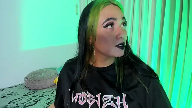 Lilith Zenith  online show from 12.05.25