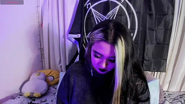 Lilith Zenith  online show from 02.13.26