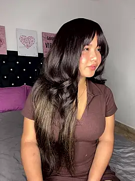 LoliitaBennett online show from 01.15.26