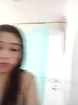 Snapshot of madeline_lx chatting on 11.11.25 madeline lx online show from 11.11.25