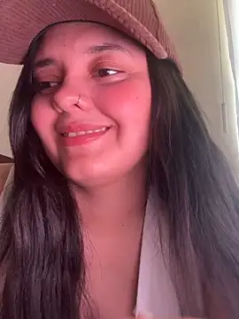 candicewest  online show from 04.16.26