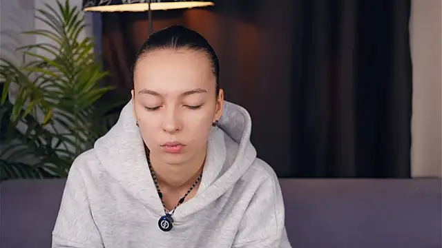 IvetteZermeno online show from 11.11.25