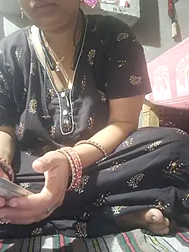 ZANUUA online show from 11.15.25