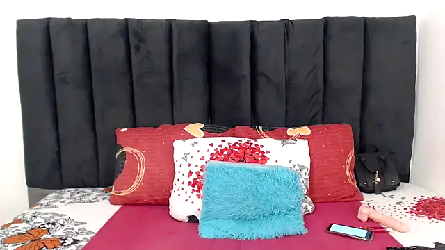 Miss-Berries online show from 03.09.26