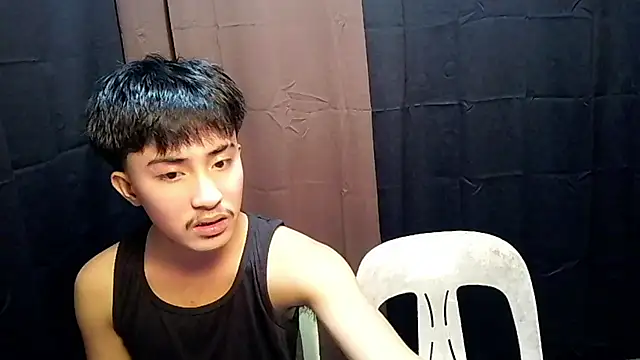 Snapshot of Urloverhardcock chatting on 06.26.26 Urloverhardcock online show from 06.26.26