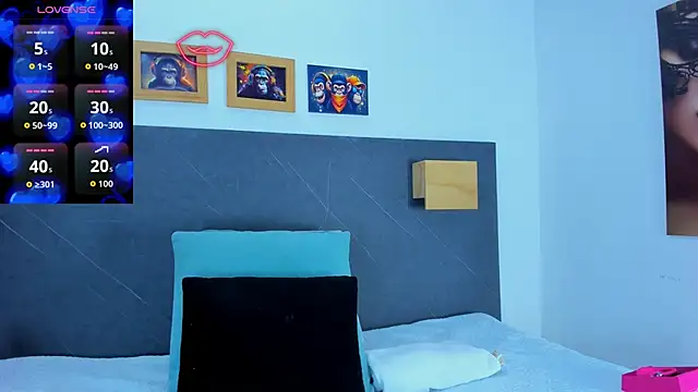 Andhrea Vale online show from 04.10.26