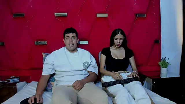 Emmaanddarling online show from 01.06.26