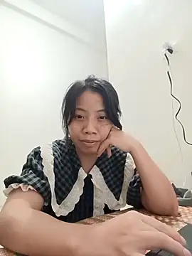 Snapshot of Diana_loo chatting on 11.07.25 Diana loo online show from 11.07.25