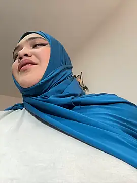 Snapshot of sweetmuslim01 chatting on 12.09.24 sweetmuslim01 online show from 12.09.24