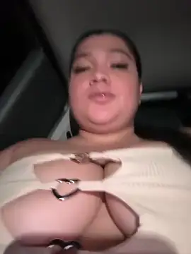 Snapshot of sweetmuslim01 chatting on 12.19.24 sweetmuslim01 online show from 12.19.24