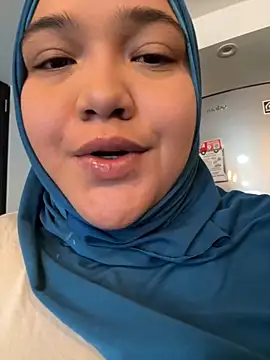 Snapshot of sweetmuslim01 chatting on 01.25.25 sweetmuslim01 online show from 01.25.25
