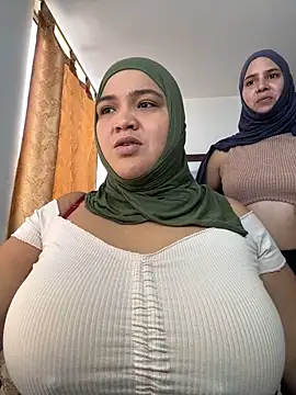 sweetmuslim01 online show from 10.17.25