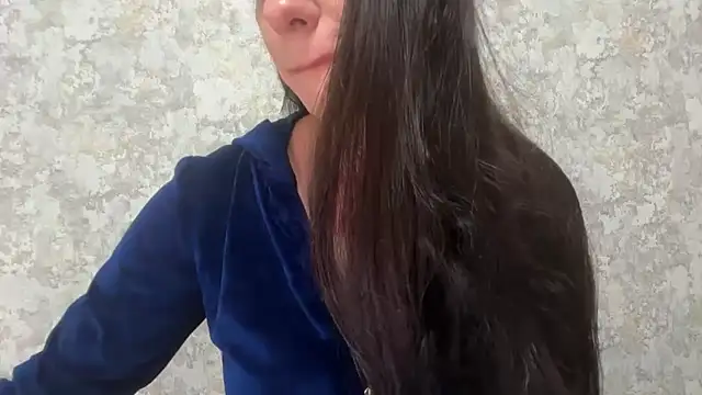 Snapshot of Angelinaa19 chatting on 04.18.26 Angelinaa19 online show from 04.18.26