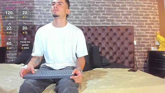 Sharon Tyga20 online show from 01.09.26