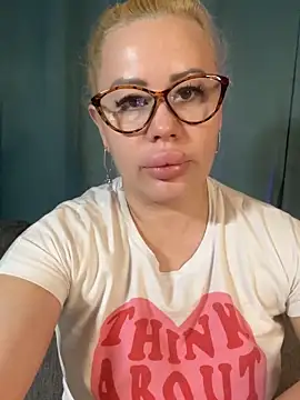 MonnyStef online show from 02.24.26