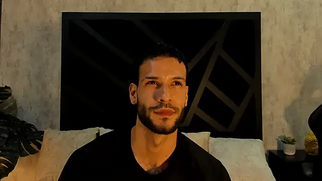 Jacob Benelli online show from 08.04.26