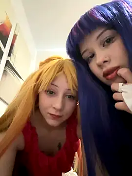 Kisamilf online show from 11.09.25