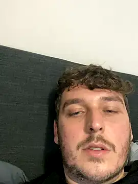 Snapshot of BigLee999 chatting on 11.09.25 BigLee999 online show from 11.09.25