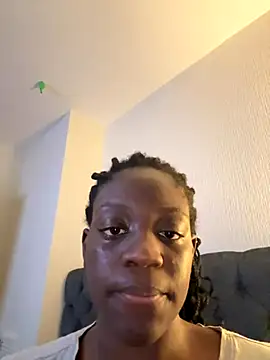 Snapshot of bry8661 chatting on 11.07.25 bry8661 online show from 11.07.25