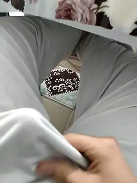 Snapshot of Ahmettutuk183 chatting on 11.07.25 Ahmettutuk183 online show from 11.07.25