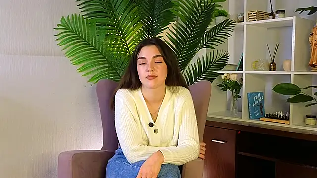 EleneGroder online show from 11.08.25