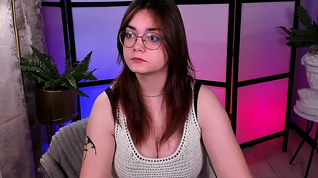 Lily  Evans online show from 11.30.25