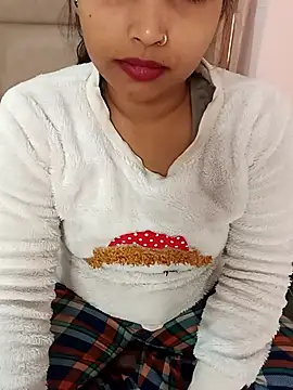 Snapshot of Sexy_Divya__ chatting on 11.25.25 Sexy Divya online show from 11.25.25