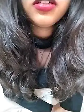 Snapshot of Sexy_Divya__ chatting on 12.05.25 Sexy Divya online show from 12.05.25