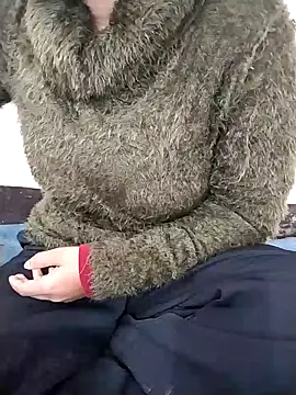 Snapshot of Sexy_Divya__ chatting on 12.21.25 Sexy Divya online show from 12.21.25