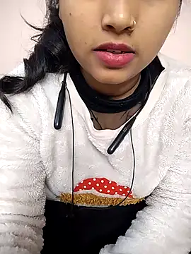 Snapshot of Sexy_Divya__ chatting on 01.13.26 Sexy Divya online show from 01.13.26