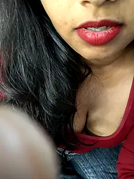 Snapshot of Sexy_Divya__ chatting on 02.10.26 Sexy Divya online show from 02.10.26