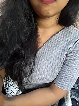Sexy Divya   online show from 03.12.26