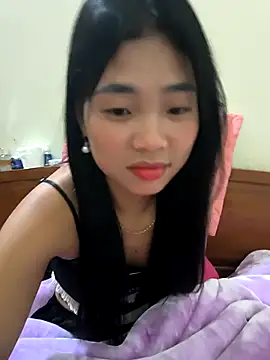 Lynly k2 online show from 03.04.26