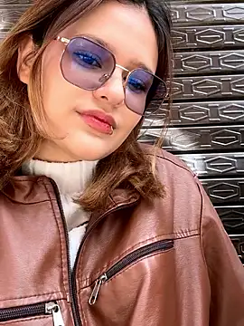 lili ra online show from 11.07.25