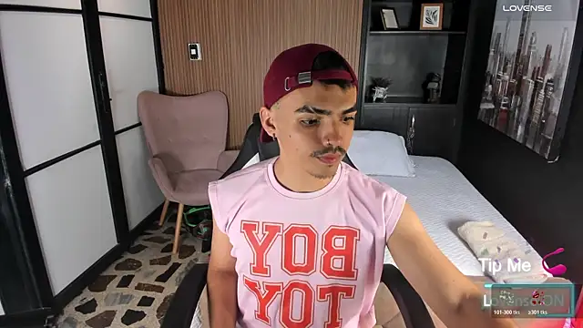 NicoKingg  online show from 11.11.25