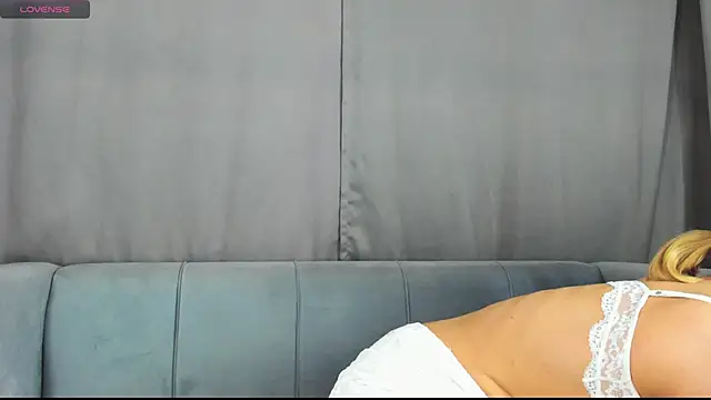 Monisees online show from 11.16.25