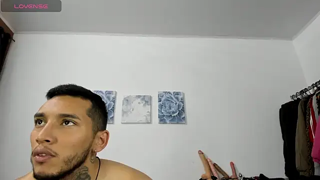 ariannawil online show from 12.16.25