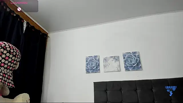 ariannawil online show from 03.07.26