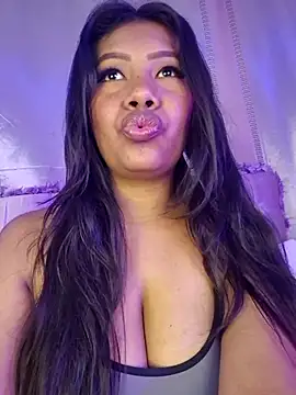 PaulaOrtiz02 online show from 11.08.25