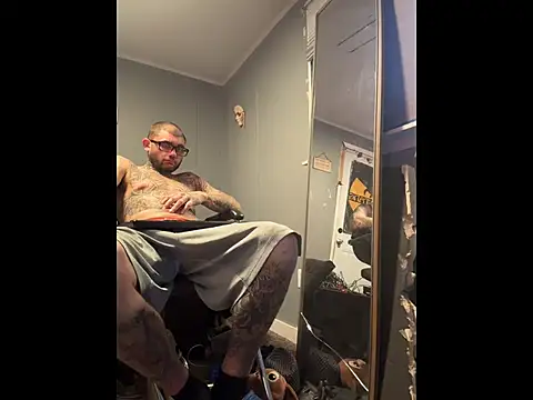 trickydickydaddy online show from 04.18.26