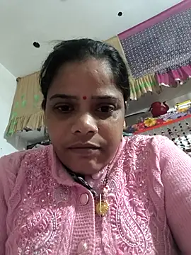 Hot suini online show from 12.16.25