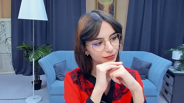 Snapshot of KellyeSieck chatting on 11.12.25 KellyeSieck online show from 11.12.25