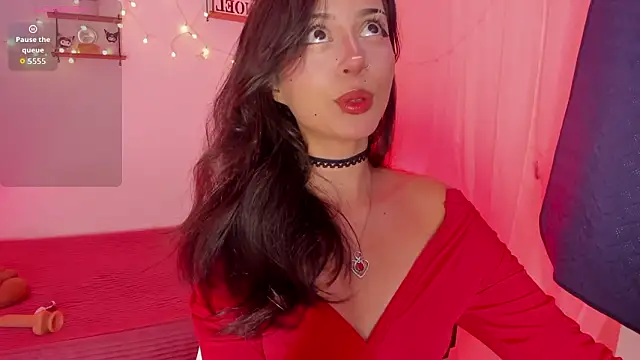 Tamara Aluna  online show from 02.14.26