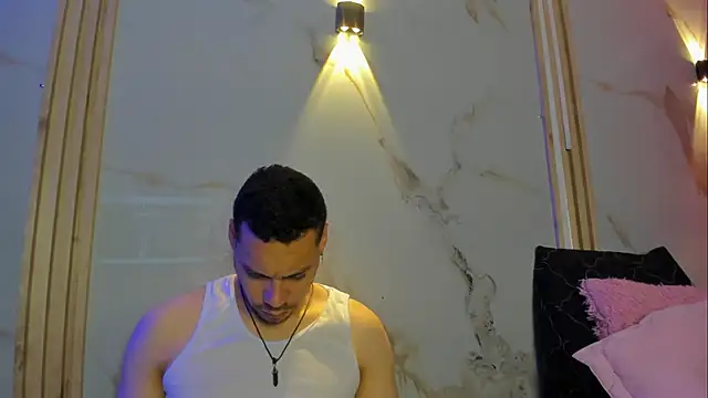 Aron and molly online show from 02.05.26