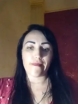 ArianaXFresh online show from 11.19.25