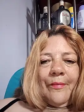 karlaanqui1 online show from 05.19.26