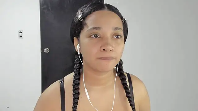 Snapshot of _sweetBlair_ chatting on 04.12.26 sweetBlair online show from 04.12.26